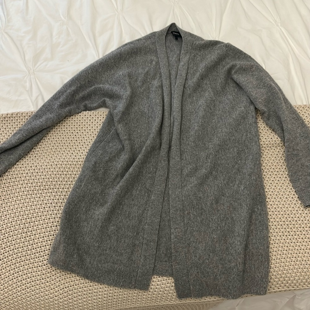 Theory 100% cashmere cardigan